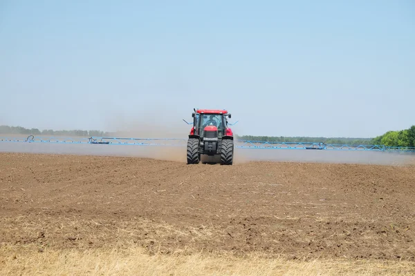 Agricultural sprayer