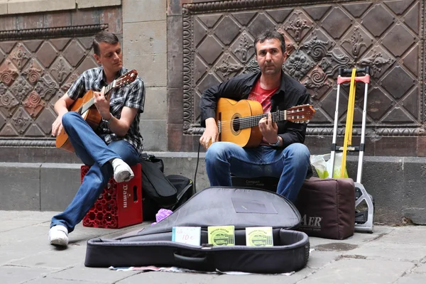 Street musicians in Barcelona street