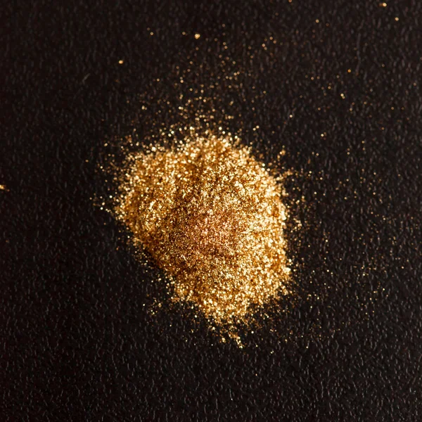 Gold powder