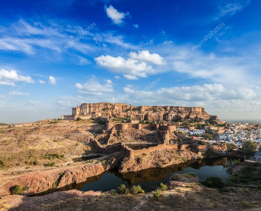 Výsledok vyhľadávania obrázkov pre dopyt Pevnosť Mehrangarh