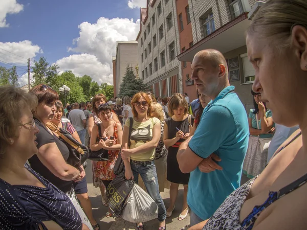 Parents of students picket Luhansk University MIA
