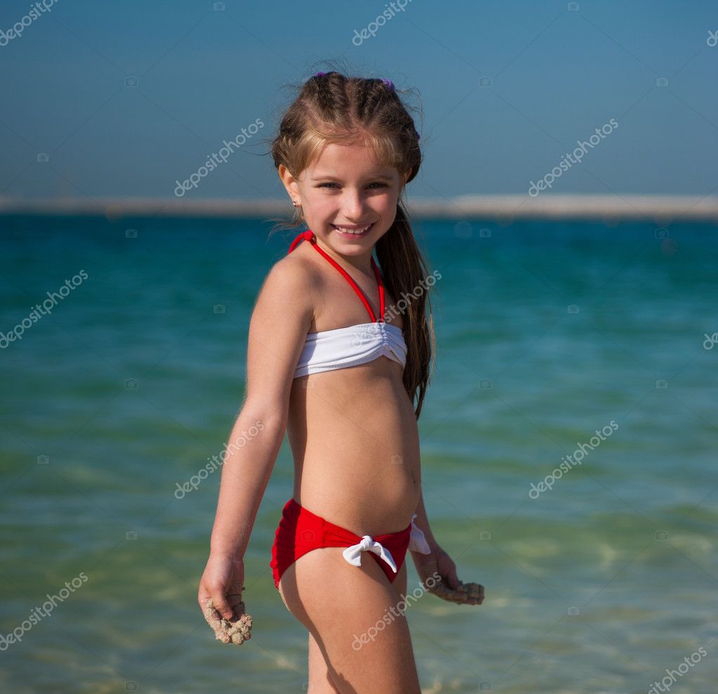 50 layers of pantyhose nube women on the beach