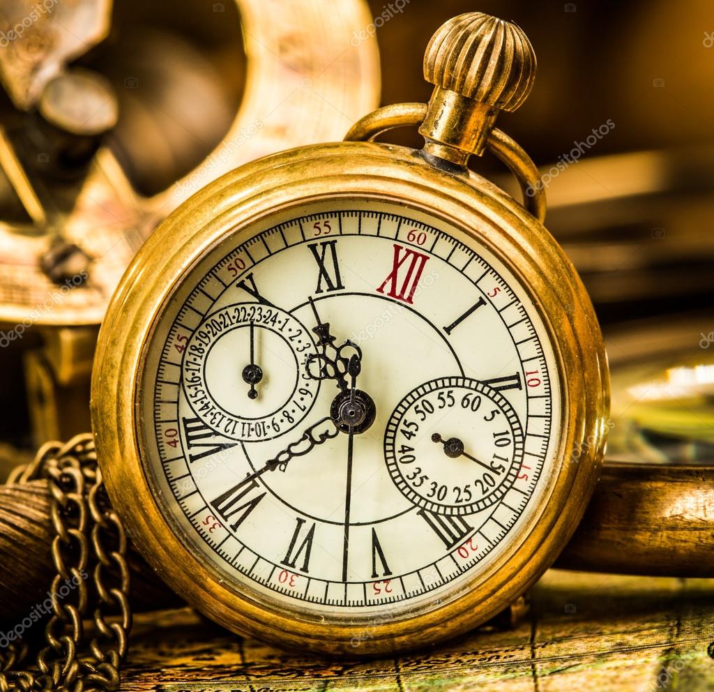 Antique pocket watch. — Stock Photo © cookelma 22942080