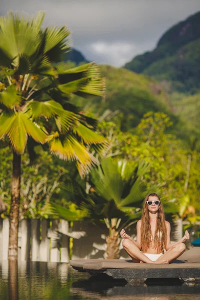 Meditation while on vacation in Hawaii.