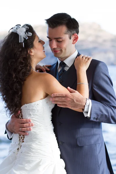 Couple dancing the wedding dance