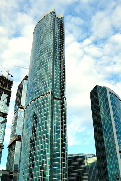 Construction of skyscrapers of the international