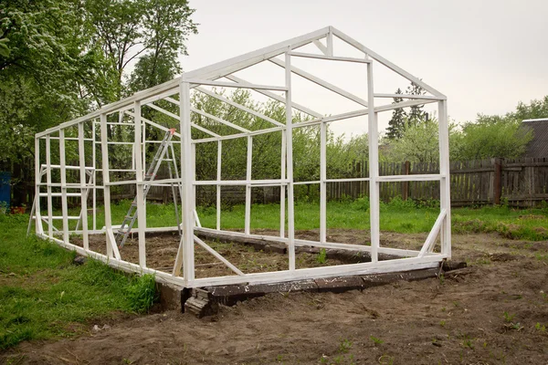 Construction of a small greenhouse