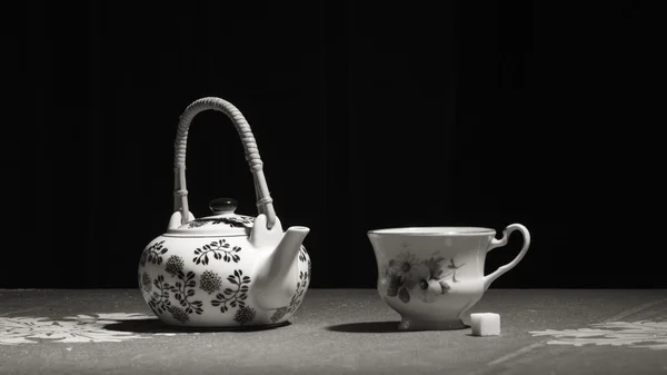 Tea-pot and teacup