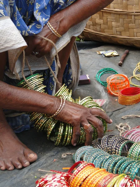 Selling bangles and other jewelry