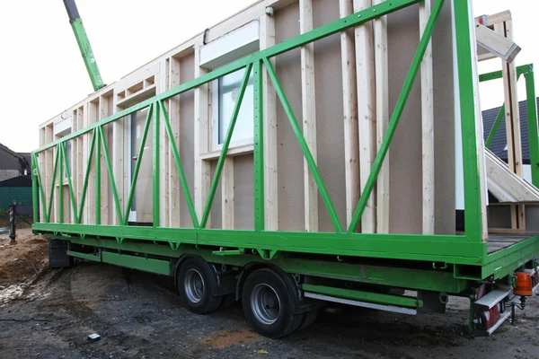 Delivery of prefabricated wooden house
