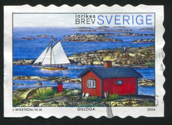 Sailboat and house in Gilloga