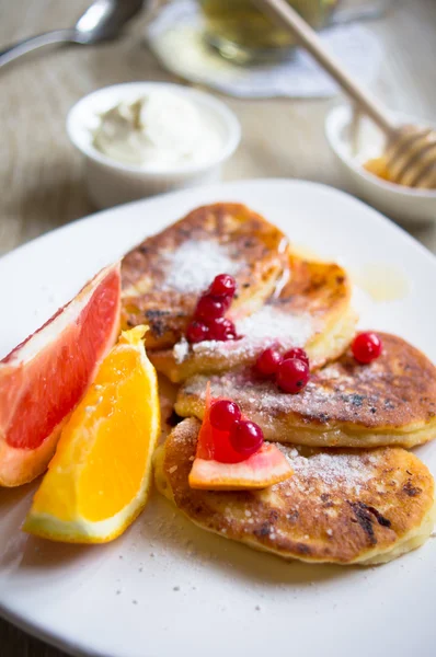 Pancakes with fruits