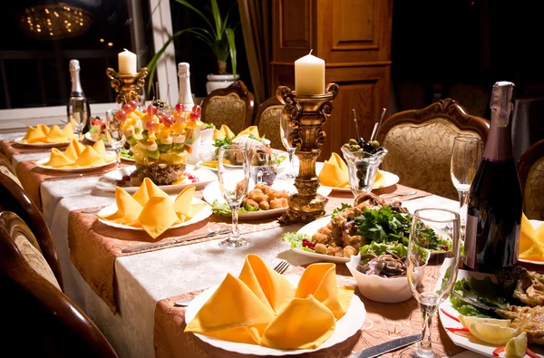 Table with food and drink