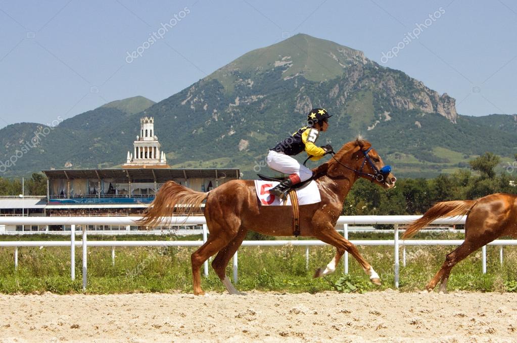depositphotos_19311639-Horse-racing.jpg