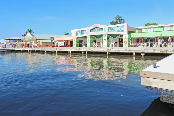 Cruise ship passengers shopping in Belize City