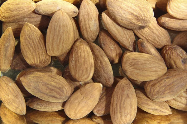 Healthful, Nutritious Almonds