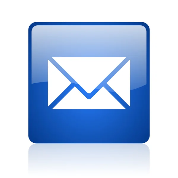 邮件在白色背景上的蓝色方形光泽 web 图标 - 