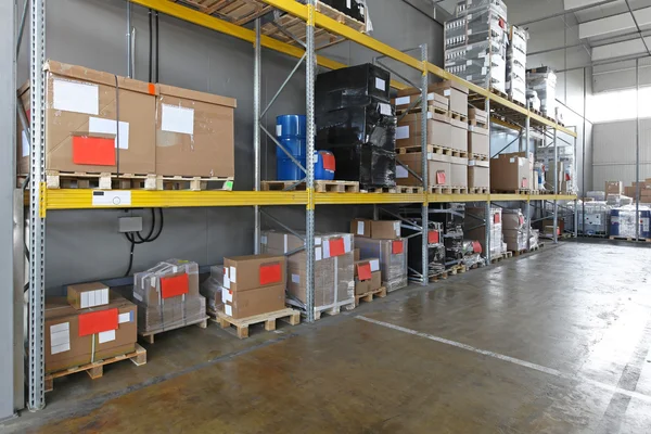 Industrial shelving system