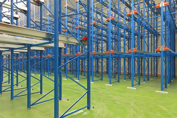 Shelving system warehouse