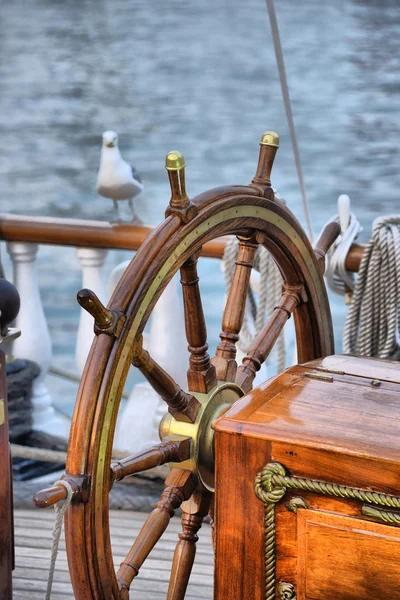 Steering wheel sailboat