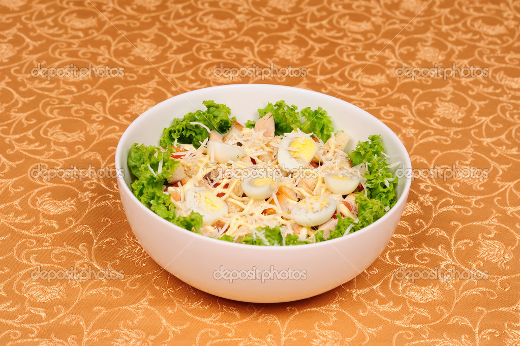 Салат с куриной грудкой яйцом и сыром рецепт Салат с куриной грудкой яйцом и сыром рецепт