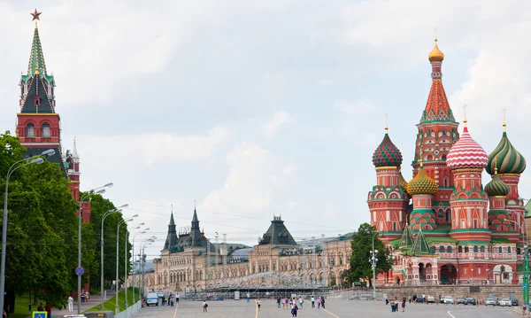 St. Basil\'s Cathedral and the Kremlin in Moscow, Russia