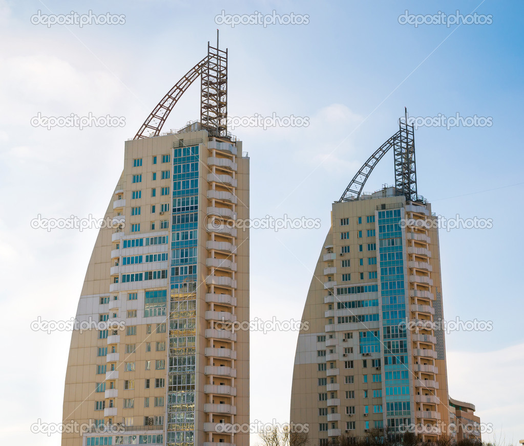 Modern apartment building in Moscow, Russia — Stock Photo © olenka2008