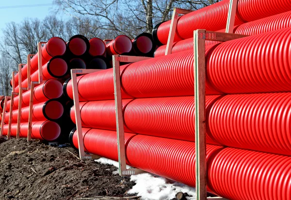 Red pipes