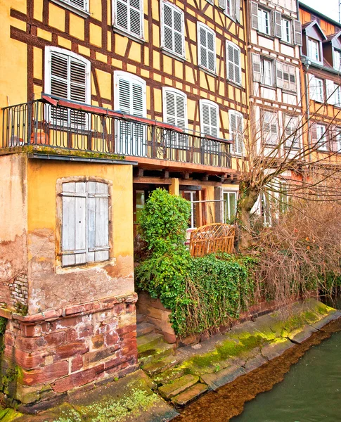 Nice canal with houses