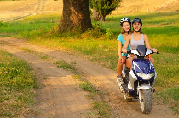 Rides home for teens