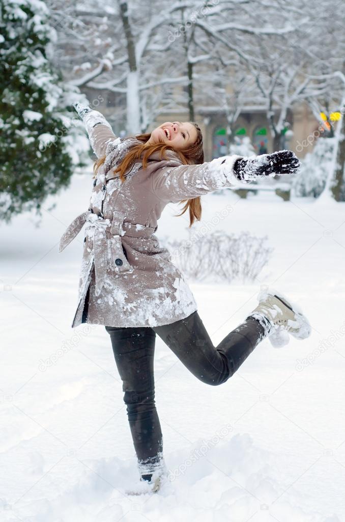nude teen girls in snow get head shaved