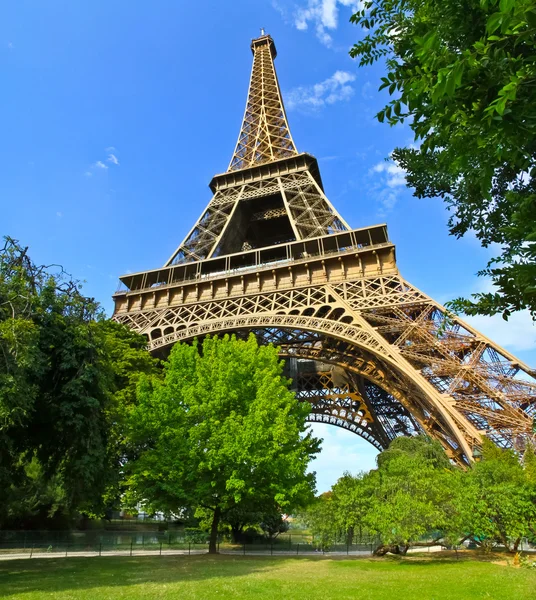 Paris Eiffel Tower in France during sunny day