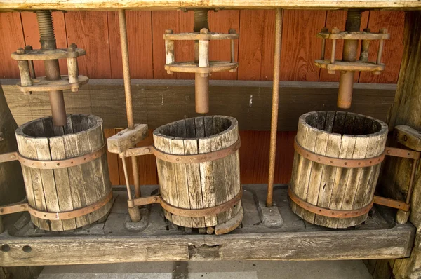 Old School Wine Press