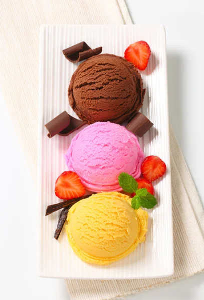 Ice cream dessert