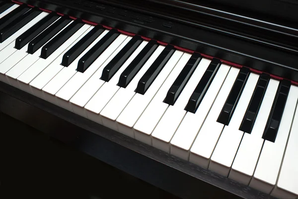 Piano keyboard