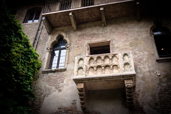 Balcony of Romeo and Juliet in Verona, Italy.
