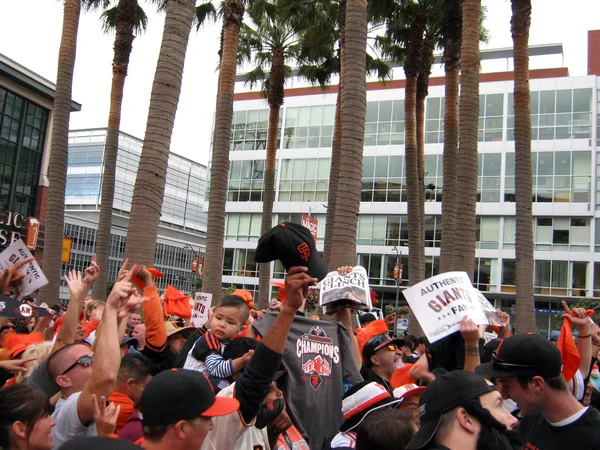 Giants Fans go crazy for Cameras outside ballpark after winning