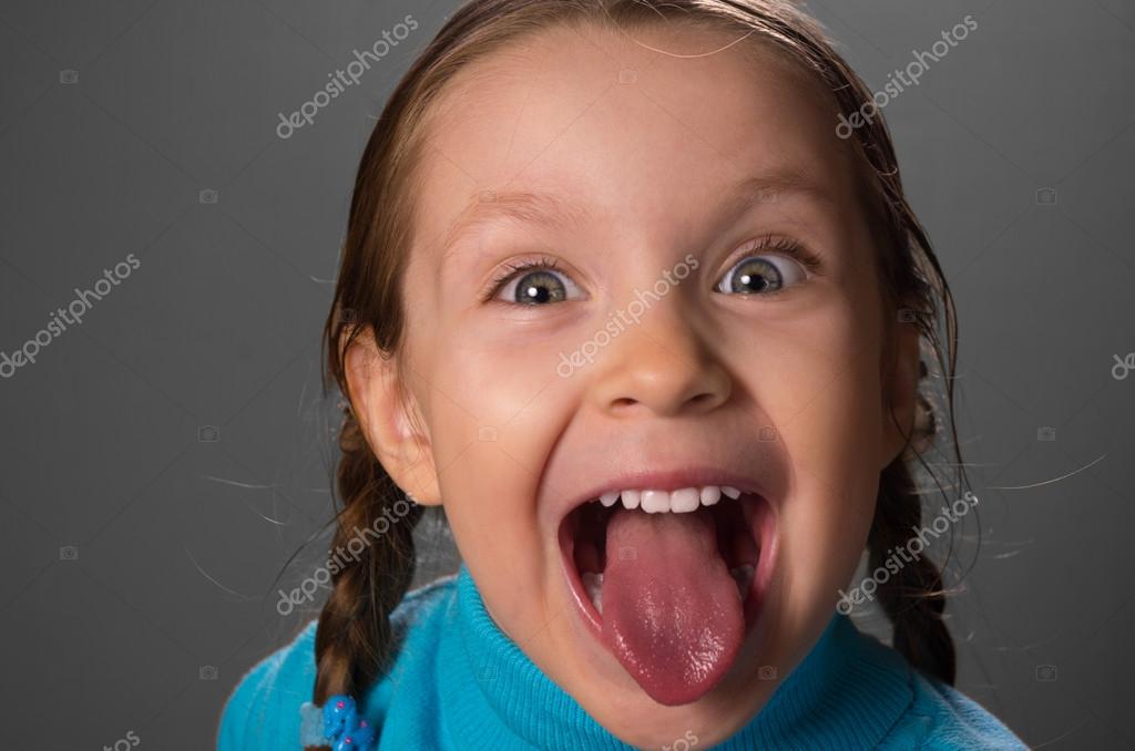 teen girl open mouth sitting tongue necklace teen deep penetration fuck