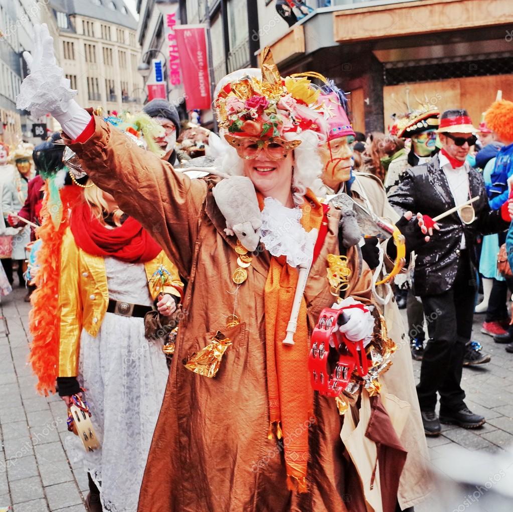 depositphotos_420190