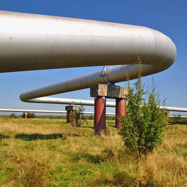 The high pressure pipeline