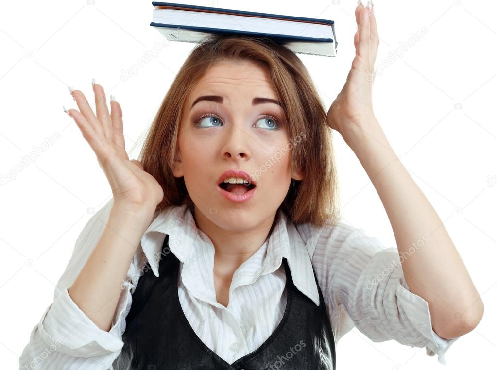 Для чего носят книгу на голове Для чего носят книгу на голове