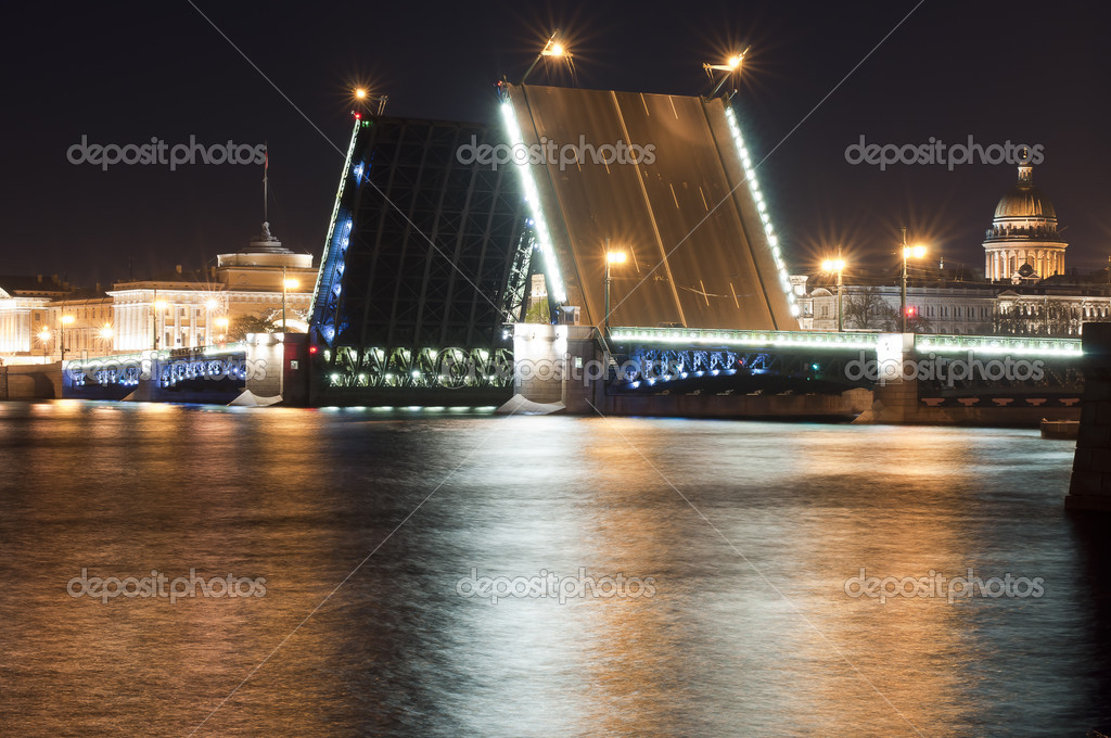  depositphotos_134612