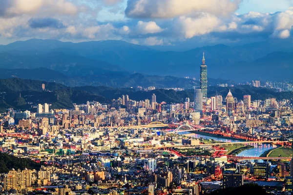 Skyline of Xinyi District in downtown Taipei, Taiwan