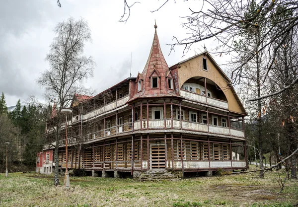 Old deserted house