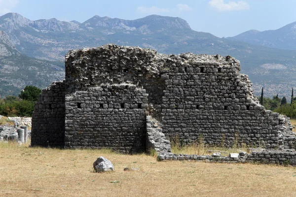 Ruined house in Duclea