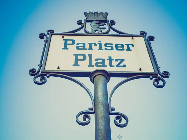 Retro look Pariser Platz sign