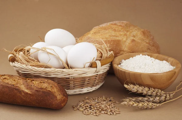 烘焙配料和面包 - 图库照片kiboka#19490507