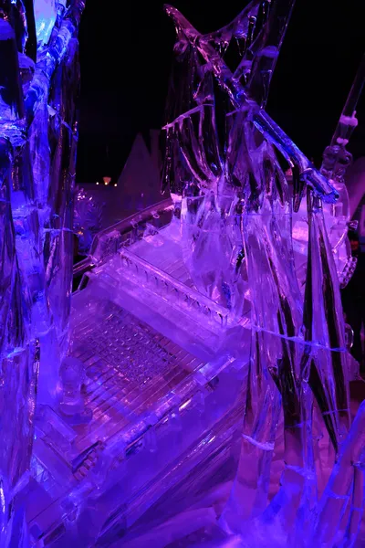 Ice Sculpture Bruges 2013 - 03