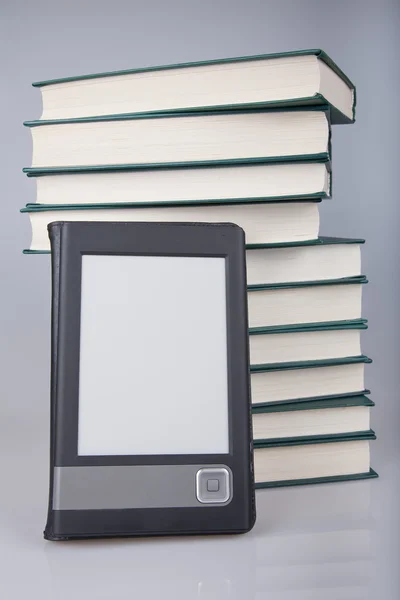 Device for reading books with a stack of books