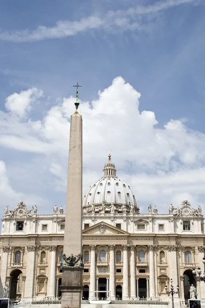 St Peters Basilica, St Peters Square, Vatican, Rome, Italy